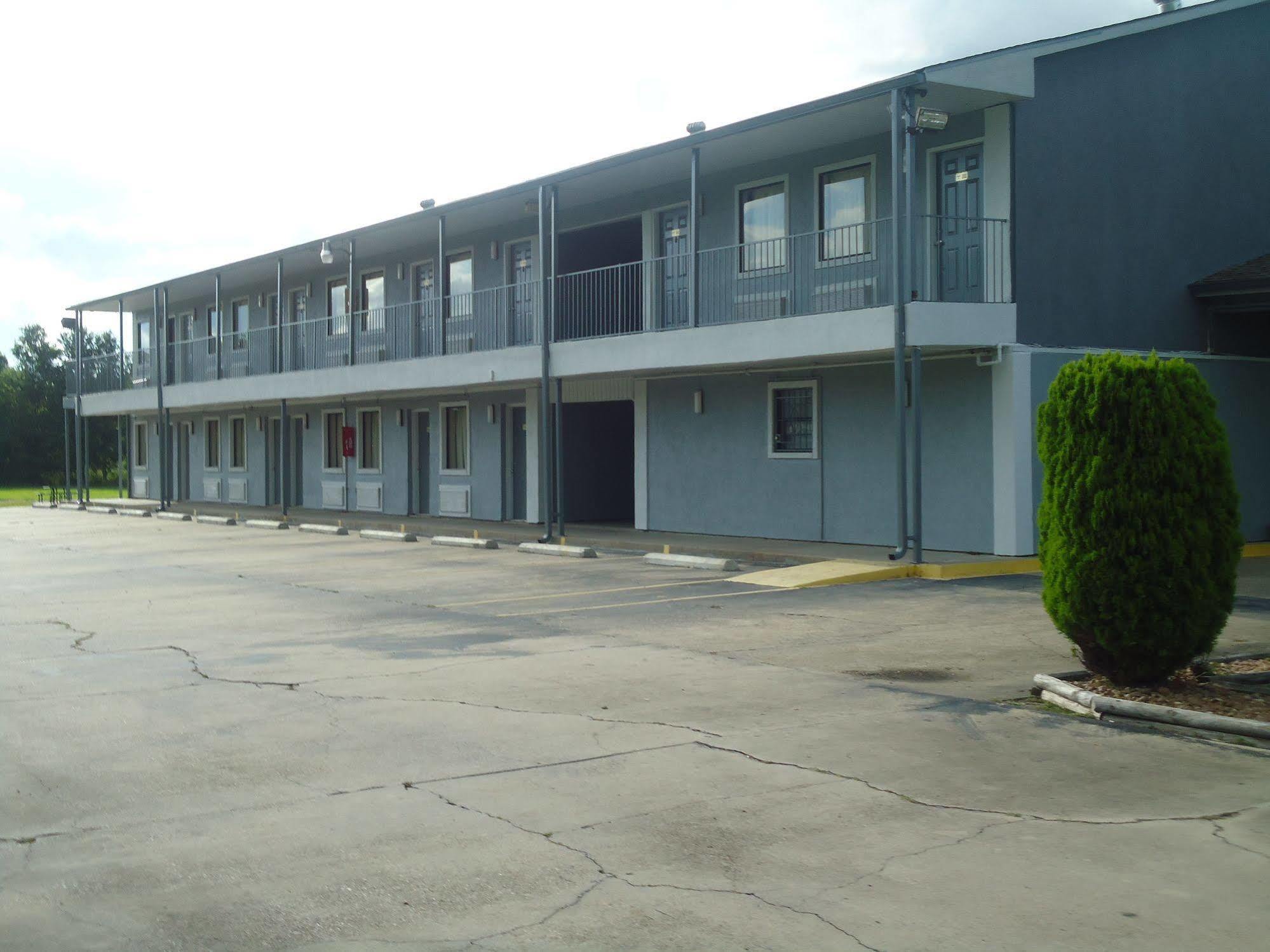 Super 6 Inn Carencro Exterior foto